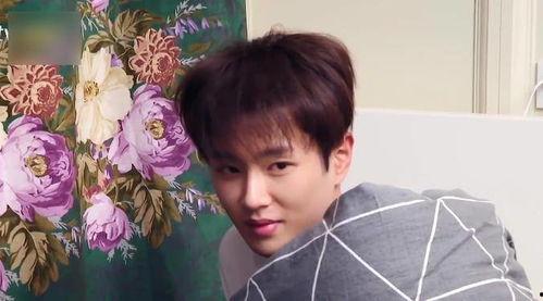 范丞丞遇到吃瓜阿姨视频,现场互动温馨满满