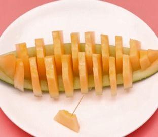 如何吃切哈密瓜视频,切哈密瓜视频教程，美味瓜果轻松享