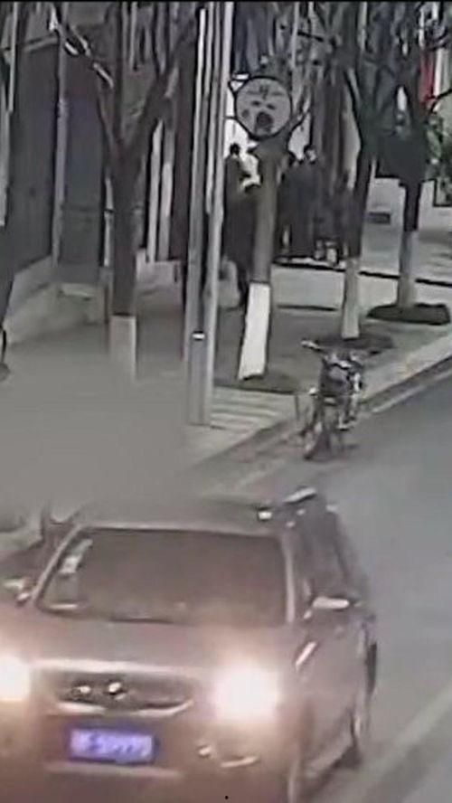 男子醉驾吃瓜视频大全集