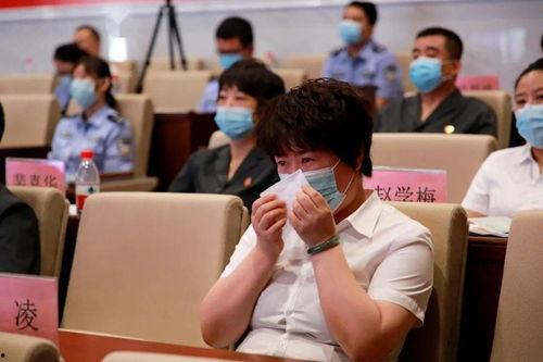 海城市酒店吃瓜事件视频,一场引发热议的餐饮冲突