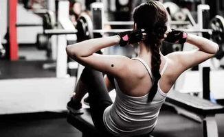 健身冠军吃瓜视频,吃瓜视频背后的健身生活